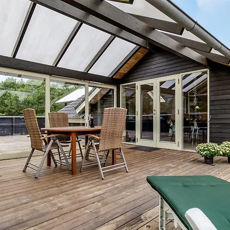 Medard - 2km From The Sea By Interhome Feriehus