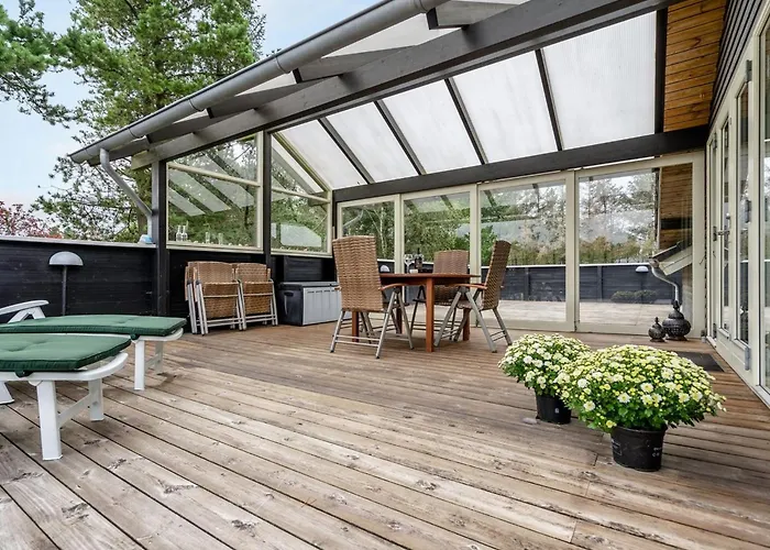 Medard - 2km From The Sea By Interhome