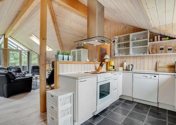 Prázdninový dům Medard - 2km From The Sea By Interhome *