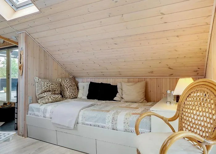 Medard - 2km From The Sea By Interhome