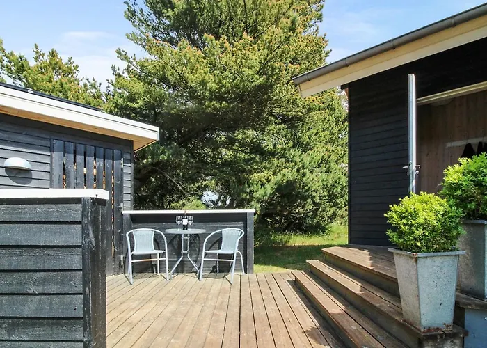 Medard - 2km From The Sea By Interhome